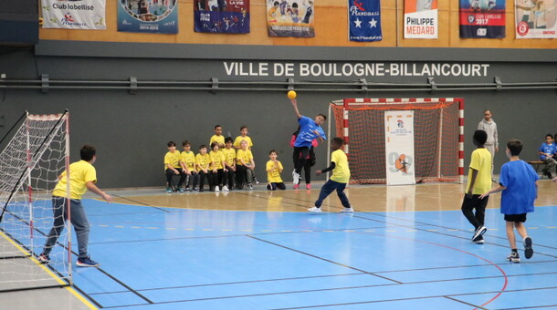 Partie de Handball élèves